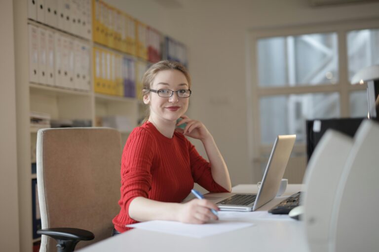 administrative assistant jobs