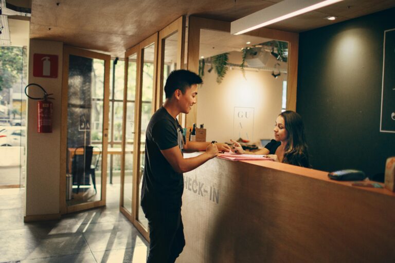 receptionist jobs